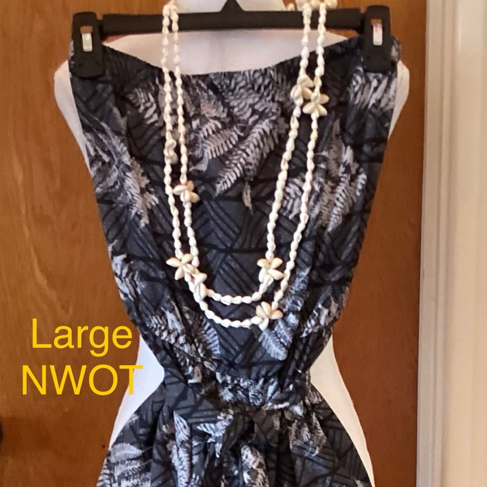 Elegant Black and White Patterned Dress